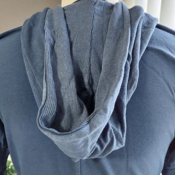 AEO Soft & Sexy Faded Blue Hoodie Top Tee - Picture 3 of 7